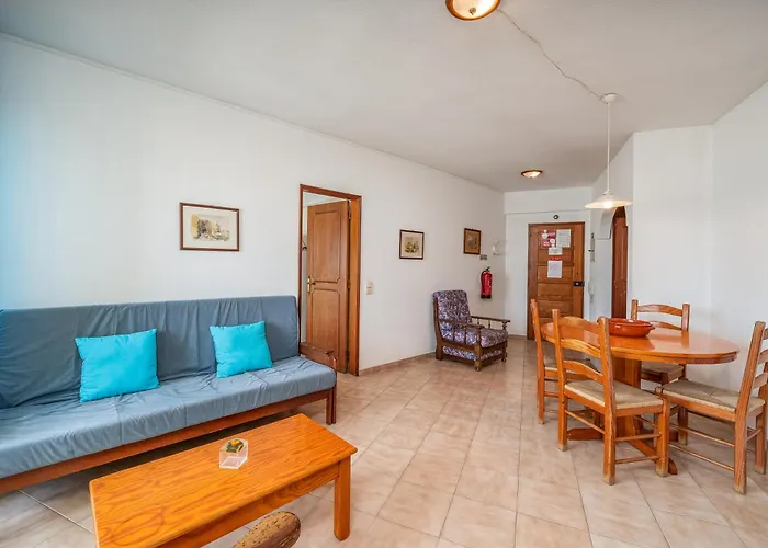 Candirocha A8 Apartment *